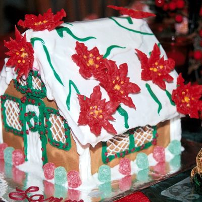 Poinsettia Gingerbread House
