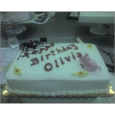 Charlotte's Web Cake