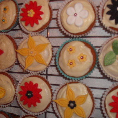 Bright Cupcakes