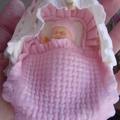 La Bimba Nella Culla