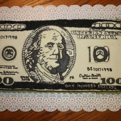 $100 Cake
