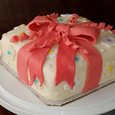 Gift Wrapped Cake