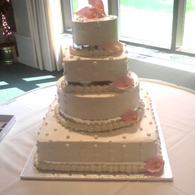 Round And Square W/pink Calla Lilly Flowers