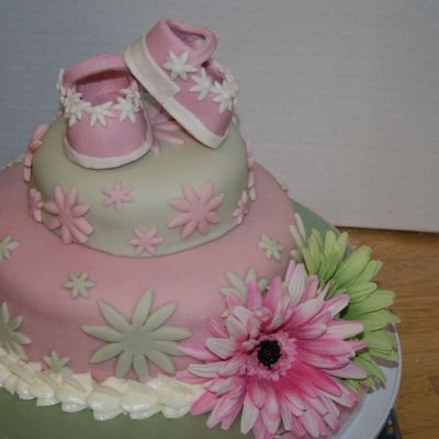 Daisy Pink And Green Baby Shower Cake