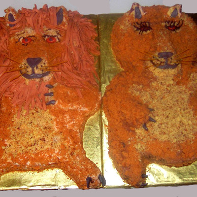 Twin Dancing Lion And Lioness