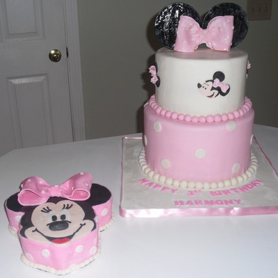 Minnie Mouse Cake & Smash Cake