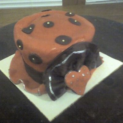 Red Lady Hat Cake