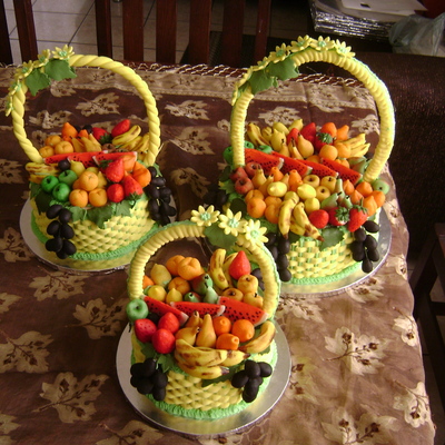 Basket Weave And Marzipan Fruit