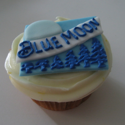 Blue Moon Beer Cupcakes