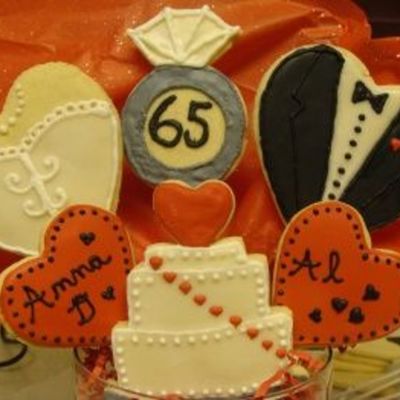 Anniversary Cookie Bouquet