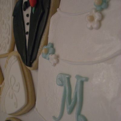 Wedding Cake Cookie With Monogram