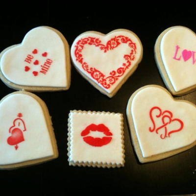 Valentine's Day - Stencil Cookies