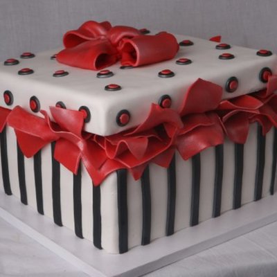 Gift Box Cake