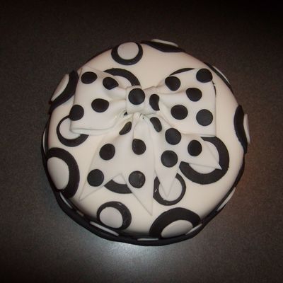 Black And White Dots