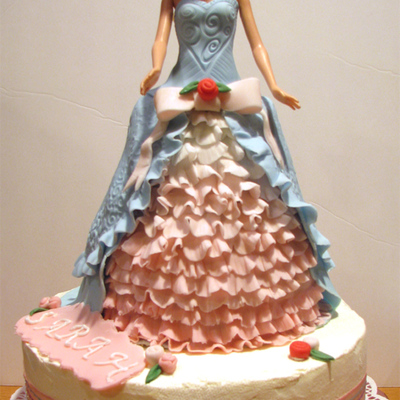 Barbie Cake
