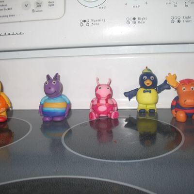 Backyardigan Figures