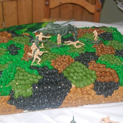 Camo Cake