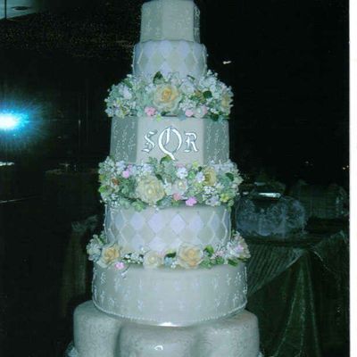 Sisters Wedding Cake