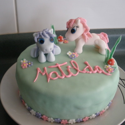 Poni Cake