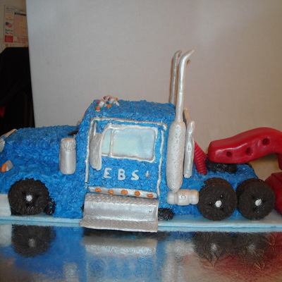 Low Boy Truck (Trucker) Cake