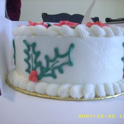 Poinsettia Cake (Another View)