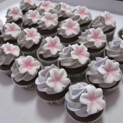 Mini Chocolate Cupcakes + Purple Buttercream + Fondant Flowers