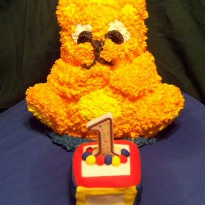 3-D Teddy Bear With Smash Cake Block