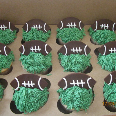 Football Cupcakes