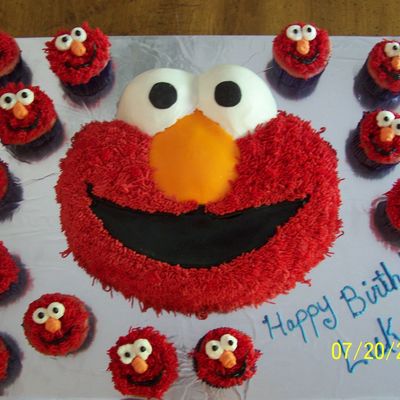 Elmo Cake And His Clones