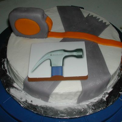 (Slightly Unfinished) Father's Day Cake