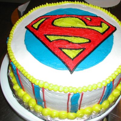 Superman (White Cake)