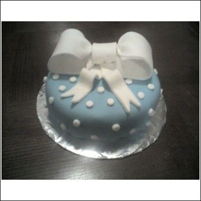 My First Fondant Bow!