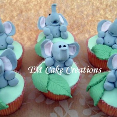 Funny Elephant Cupcakes