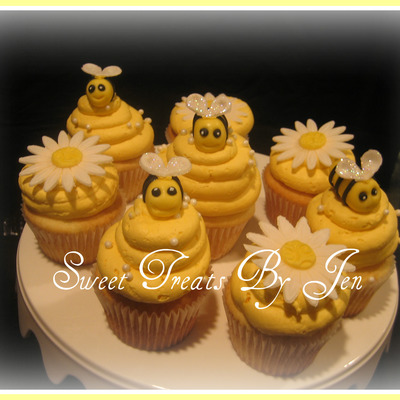 Baby Bumble Bee Cupcakes