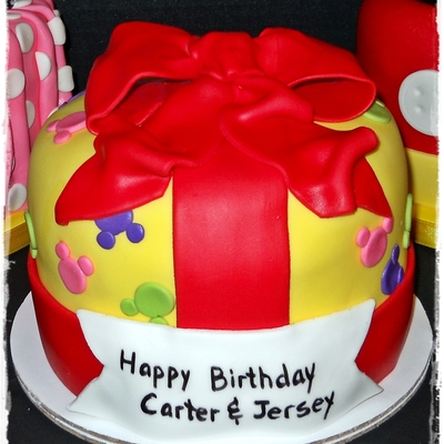 Cake 3 - Mickey Mouse