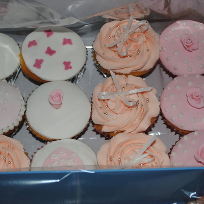 Mixed Cupcakes For A 15Th Birthday