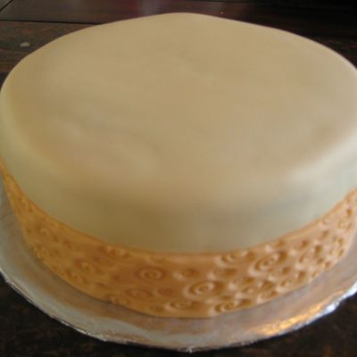 Fondant Cake
