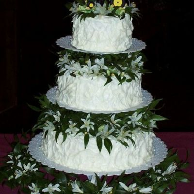 Round Wedding Cake
