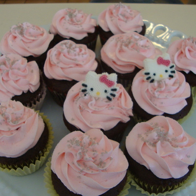 Hello Kitty Cupacakes