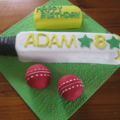 Cricket Bat Cake