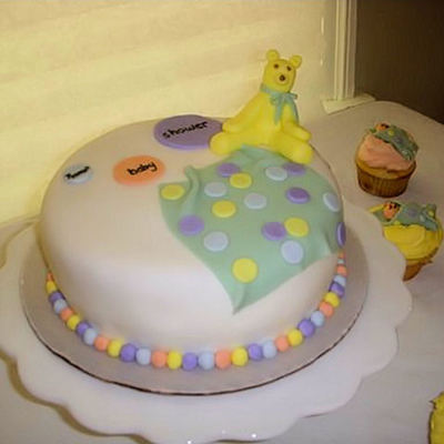 Baby Shower Cake And Cupcakes