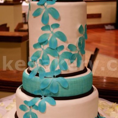 Modern Wedding Cake