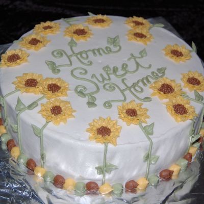 Sunflower Housewarming Cake