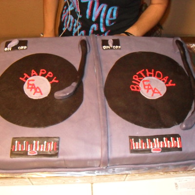 Dj Turntable Cake