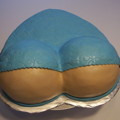 Lingere Cake