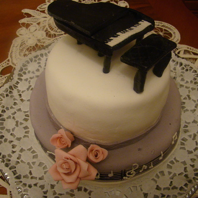 Piano Cake