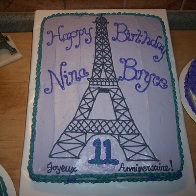 Eiffel Tower Cake