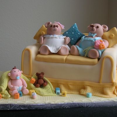 Teddy Couch Cake