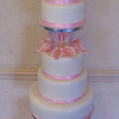 9 Tier Wedding Cake With Pink Lilies