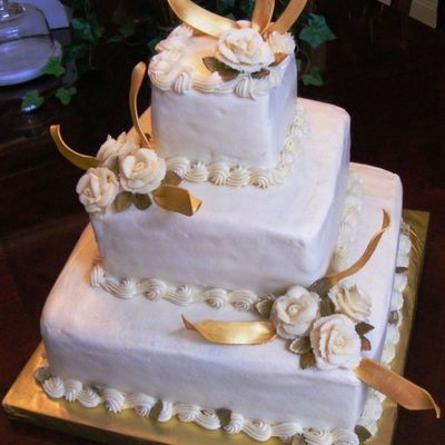 Golden Anniversary Cake